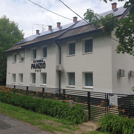 Kid Familia Panzio Balatonszarszo Bed & Breakfast エクステリア 写真
