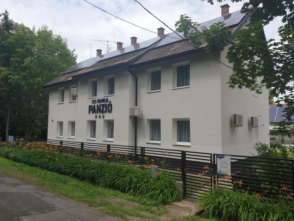 Kid Familia Panzio Balatonszarszo Bed & Breakfast エクステリア 写真